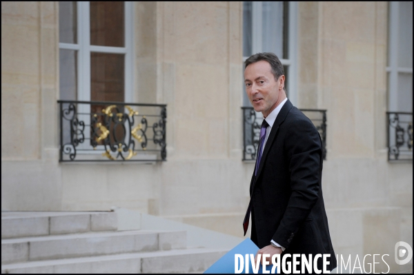 Signature du contrat entre Airbus et la compagnie indonesienne Lion Air