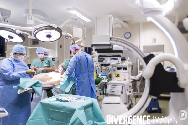 1ere mondiale: salle hybride de chirurgie cardiovasculaire au CHRU de Lille. (version couleur)