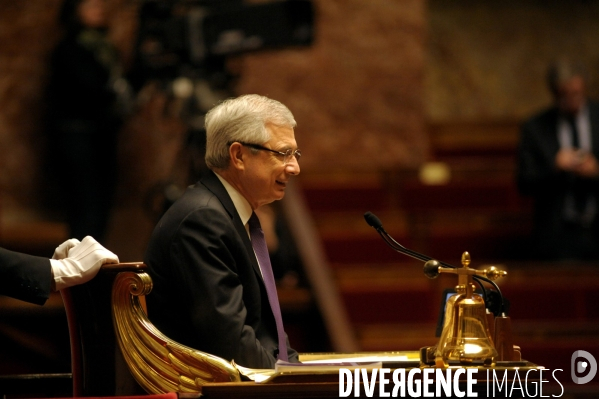 Assemblée nationale: motion de censure et question d actualité.