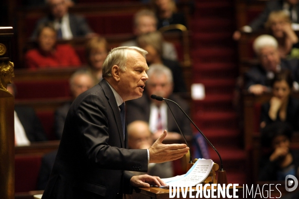 Assemblée nationale: motion de censure et question d actualité.