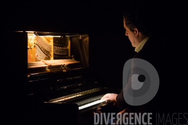 Le Visiteur Nasser Martin-Gousset / Remake