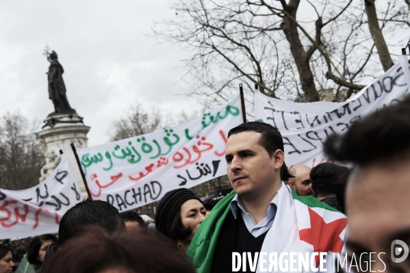 Rassemblement en soutien à la manifestation algérienne et à la révolution égyptienne, 12/02/2011