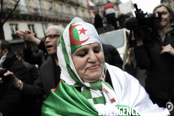 Rassemblement en soutien à la manifestation algérienne et à la révolution égyptienne, 12/02/2011