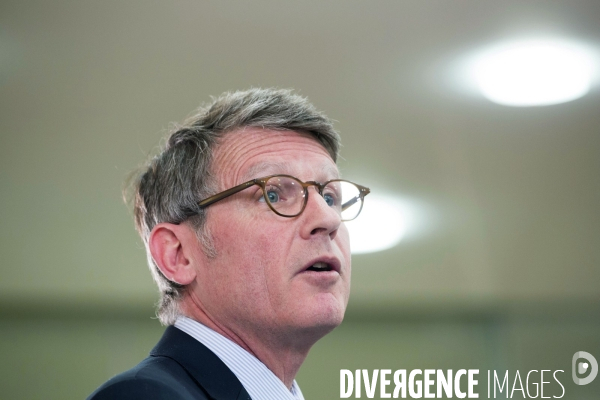 Vincent PEILLON et la morale laïque à l école
