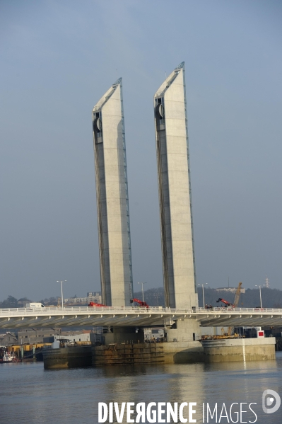 Le pont Jacques-Chaban-Delmas