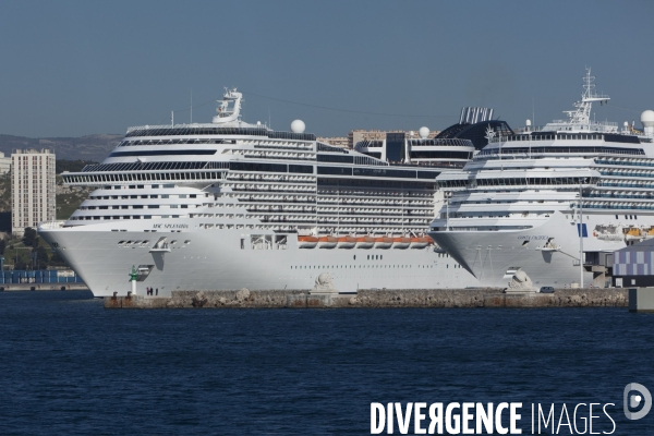 La tour CMA-CGM et le Grand Port Maritime de Marseille