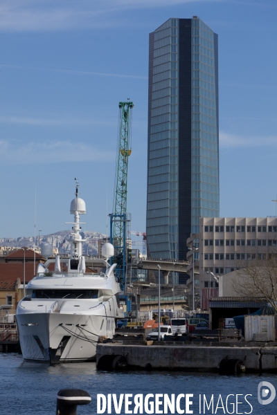 La tour CMA-CGM et le Grand Port Maritime de Marseille