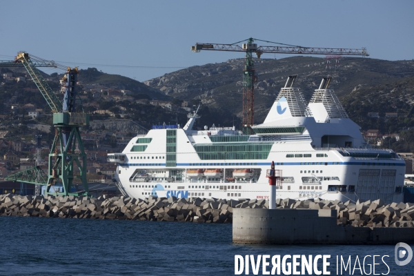 La tour CMA-CGM et le Grand Port Maritime de Marseille