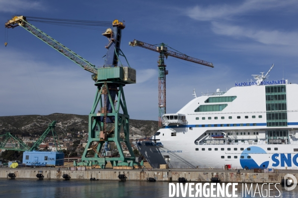 La tour CMA-CGM et le Grand Port Maritime de Marseille