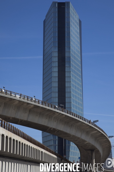 La tour CMA-CGM et le Grand Port Maritime de Marseille