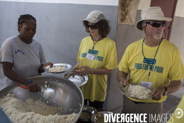 Tourisme humanitaire en haiti: food for the poor