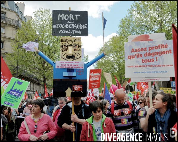 Manifestation pour la VIe République et contre l austérité