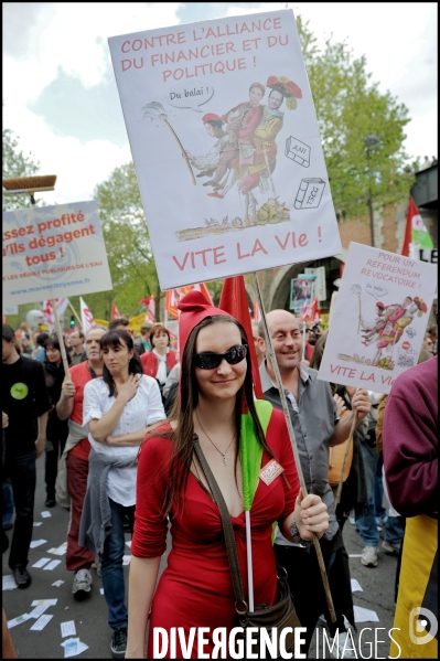 Manifestation pour la VIe République et contre l austérité