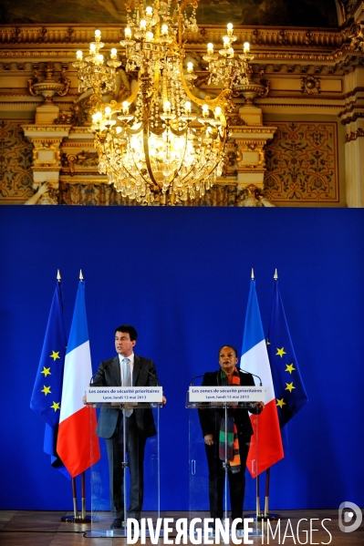 Manuel VALLS et Christiane TAUBIRA à Lyon le 13 mai 2013