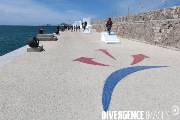Marseille Provence 2013 Capitale Culture -Les terrasses de Kader ATTIA