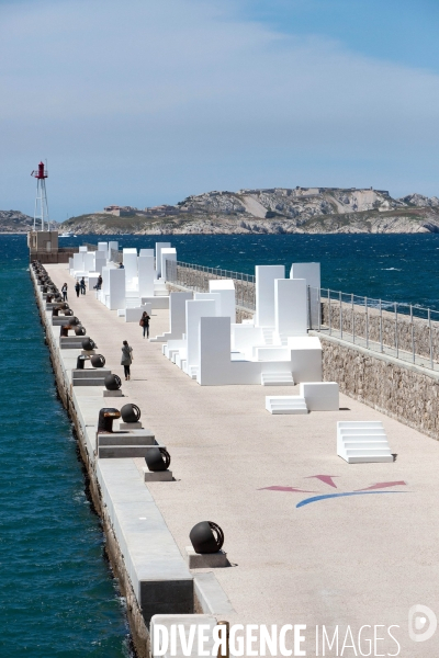 Marseille Provence 2013 Capitale Culture -Les terrasses de Kader ATTIA