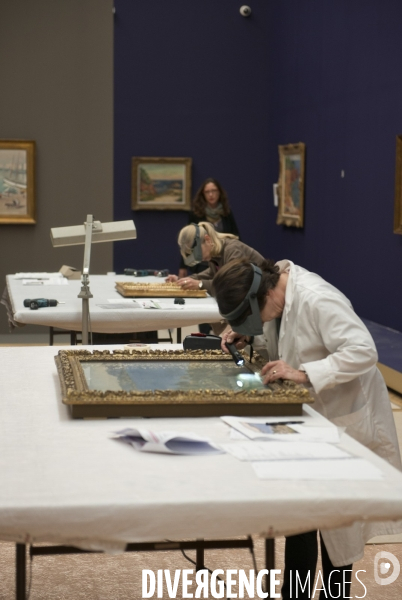 Accrochage de l exposition  Le Grand Atelier du Midi  au Musée des Beaux-Arts de Marseille