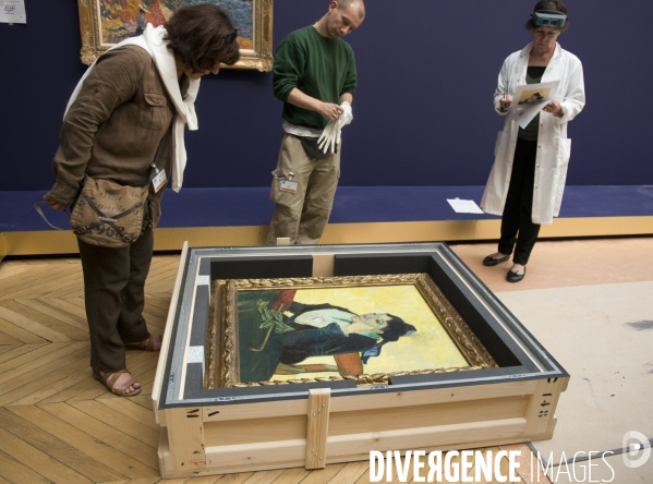 Accrochage de l exposition  Le Grand Atelier du Midi  au Musée des Beaux-Arts de Marseille