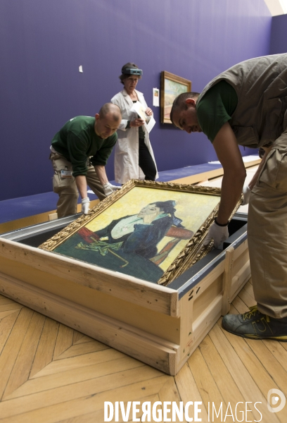 Accrochage de l exposition  Le Grand Atelier du Midi  au Musée des Beaux-Arts de Marseille