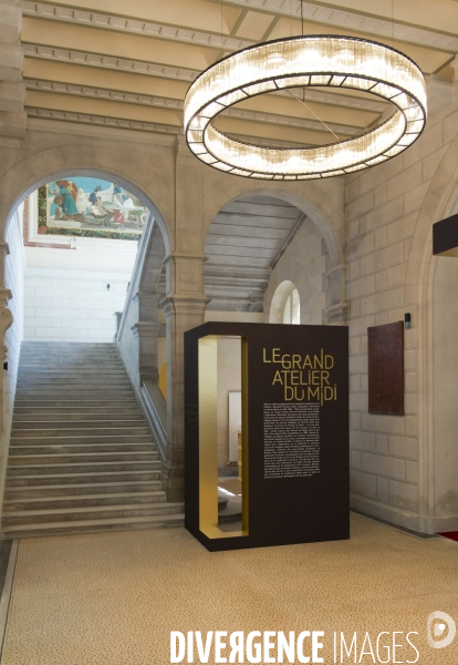 Accrochage de l exposition  Le Grand Atelier du Midi  au Musée des Beaux-Arts de Marseille