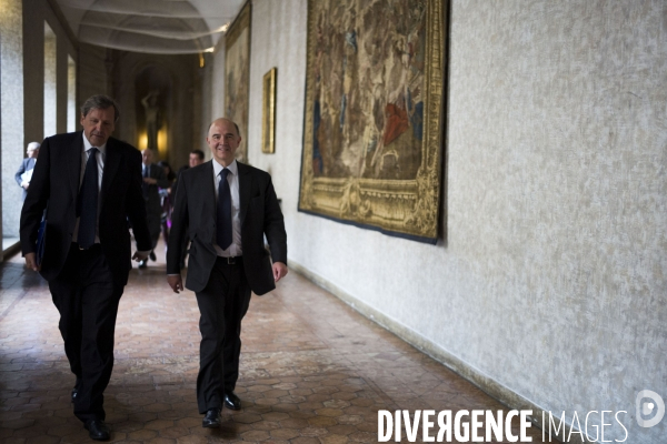 48h avec Pierre Moscovici.