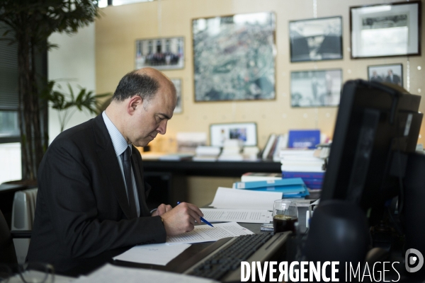 48h avec Pierre Moscovici.