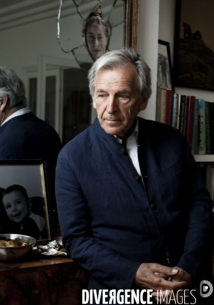 -exclusif- costa-gavras- rendez-vous chez lui avant son exposition  carnets photographiques  a la maison européenne de la photographie.
