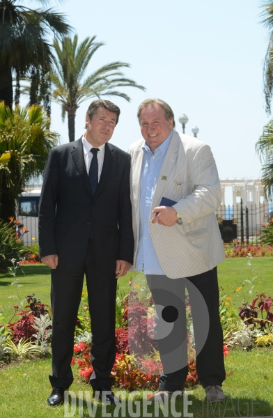 Conférence de presse pour le premier festival du cinéma russe à Nice : Gérard Depardieu, Christian Estrosi