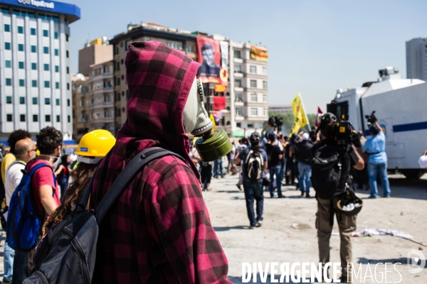 La police reprend Taksim, Istanbul