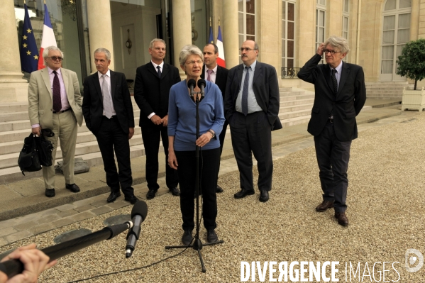 François HOLLANDE reçoit les représentants syndicaux européens