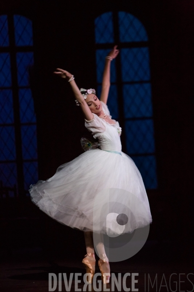 La Sylphide /  Pierre Lacotte