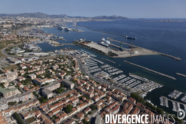 Vue aerienne du Grand Port Maritime de Marseille