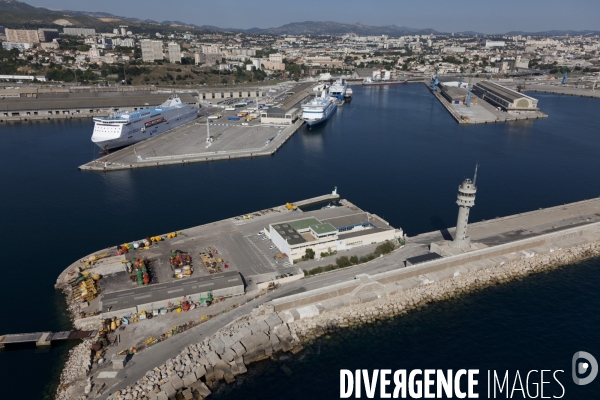 Vue aerienne du Grand Port Maritime de Marseille