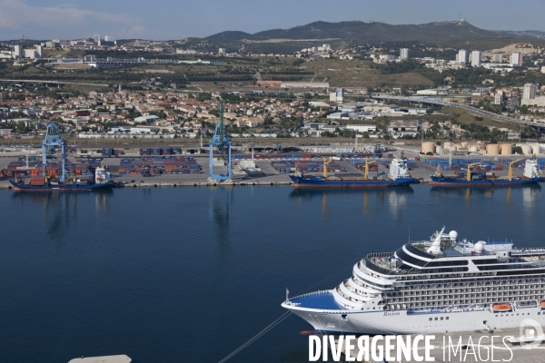 Vue aerienne du Grand Port Maritime de Marseille