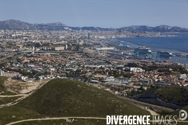 Vue aerienne du Grand Port Maritime de Marseille