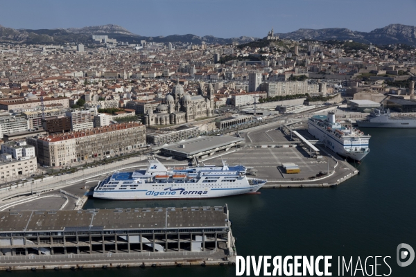 Vue aerienne du Grand Port Maritime de Marseille