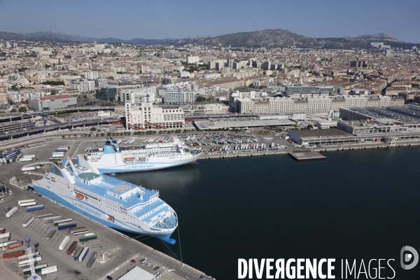 Vue aerienne du Grand Port Maritime de Marseille