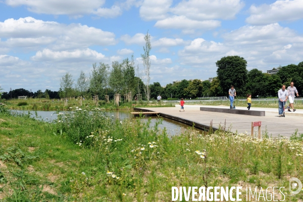 Un nouveau parc à Paris, les pelouses de l hippodrome d Auteuil,
