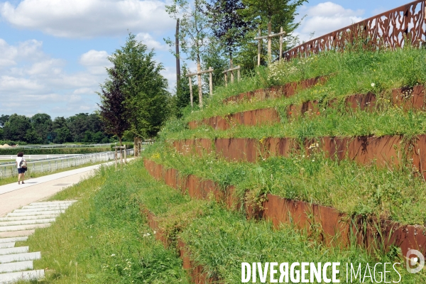 Un nouveau parc à Paris, les pelouses de l hippodrome d Auteuil,