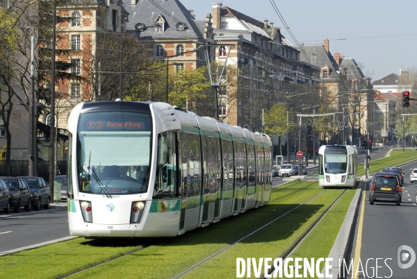 Des tramways et des villes