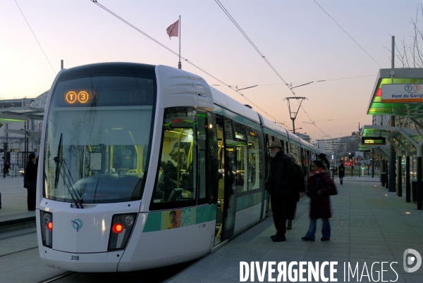 Des tramways et des villes