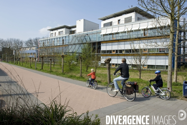 Eva Lanxmeer, un éco quartier a Culemborg, aux Pays Bas.Immeuble de bureaux