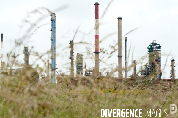 Mardyck, un village cerné de sites industriels à haut risque.