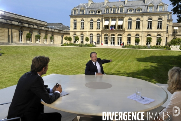 François HOLLANDE interview télévisée du 14  juillet