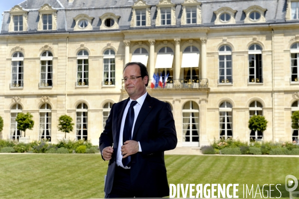 François HOLLANDE interview télévisée du 14  juillet