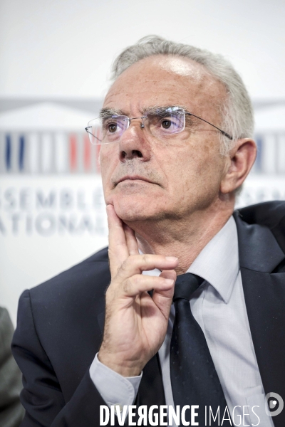 Conférence de presse du groupe Front de Gauche sur le  projet de loi instaurant les métropoles.