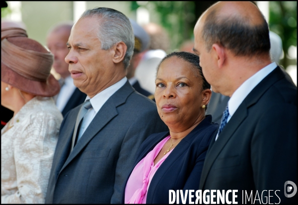 Ceremonie à la mémoire des victimes des crimes racistes et antisémites de l état français et d hommage aux justes  de fran e