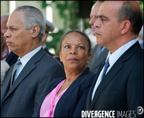 Ceremonie à la mémoire des victimes des crimes racistes et antisémites de l état français et d hommage aux justes  de fran e