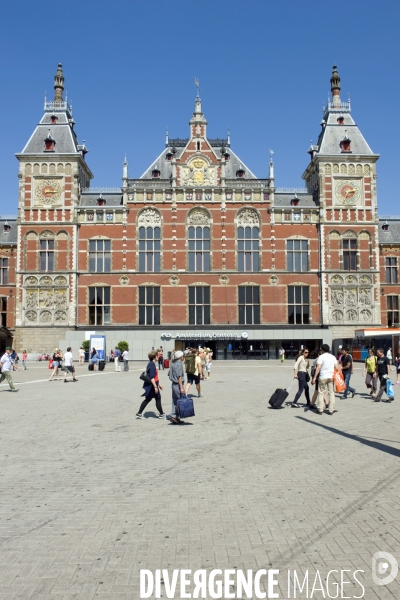 Amsterdam, illustration.La gare centrale.