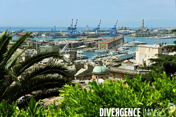 Gênes, une ville debout face à la mer